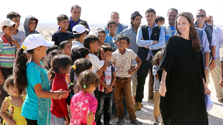 Angelina Jolie, BM adına Ürdün de!